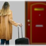 【衝撃体験】3か月ほど旅行して帰ってきたら隣の家が空き部屋になってた。逆隣りのおばちゃん「大変だったのよ。隣の家の人が…」