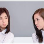 【滑稽】自治会長奥「泥ママが玩具盗んだのは大目に見てやって。私が弁償するから」友達「玩具の金額は…」→泥ママVS自治会長奥！ファイっ！