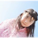 【放置子】家族で公園へ行ったら女児が話しかけてきた。私はもしやとおもって無視したんだけど夫は…