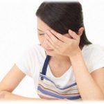 【因果応報】叔父の嫁さんはバツイチ。前夫に捨てられ、息子に会いたいと手紙を書くと、子供の字で「アバズレはよシね」と返事が来た。先日その息子から結婚招待状が届き、悩んだ嫁さん「私ちゃん。どうしたらいい？」私「叔母ちゃんがやりたいようにやればいいよ！」　→ 結果