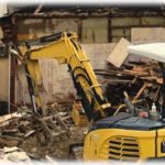 【祟り？】隣の成金一家「老夫婦に土地を貸してたけどビル建てたい。けど次の物件が決まらないとかで出ていかない…。せや！」→経営悪化