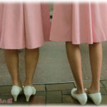 【DQN返し】コトメは何から何まで私の真似をしてきて、気がついたら同じ服や持ち物だらけ。「ちょっと嫌だな〜」と言っても、本人も旦那・ウトメも「いいじゃない、それくらいww」と聞く耳持たない。ムカついたのでその後1週間、あるDQN返しを実行　→ 1週間後、半泣きで謝ってきたw