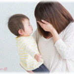 【限界】子供を産んでからも共働きで、家事も育児もワンオペ状態。気がづいたら睡眠時間2時間を切ってた。ある日家に帰ると、寝転がって酒を飲んでた夫が「おまえはいいなぁ、悩みなんかねーんだろ？」それを聞いた瞬間・・・