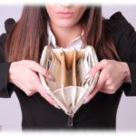 【泥】A「お金が消えた。前もあった。皆のバッグの中身を確認したい」BCD「？！」泥スレ常駐私「（うひょー！修羅場だ！）」