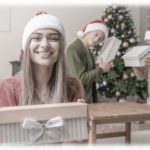 【腹が立つ話】幼馴染の奥さんが嘘ついて子供押し付けてきて、結局その子も一緒にクリスマスパーティーをすることになったのだが…。