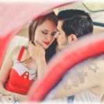 【復讐の決意】彼氏を横取りされた彼氏横取り女が言います。「私はそんなつもりじゃなくて…（泣）」最初は許すつもりだったけれど、彼女の顔をそらした瞬間、ガラスに映った彼女の表情を見て、私は復讐を決意しました。