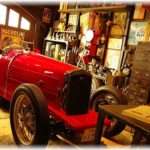 【近所のDQN】ガレージでクラシックカーメンテしてたら近所の悪ガキが勝手に侵入してバッテリーで感電してすっ転んだ。親呼び出したら逆ギレされた