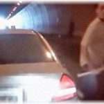 【スカッとする話】赤信号で停車中。DQNがバックして俺の車と衝突。DQN「まじ警察勘弁っす。マジ知り合い完璧に治せるんすよ」俺は無言で警察へ連絡しようとすると、DQNは俺の携帯を取り上げ、俺の車のフロントガラスを叩いた。ムカついたが我慢した。というのも・・・