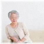 【スカッとする話】姑母の家に姑と行ったら姑母は同居している姑兄嫁の目の前で散々姑兄嫁や同居の愚痴を言っていた。そして姑も私をチラ見しながら「嫁は立場を考えてもらわなきゃねぇ」などと言うので私はハッとした。